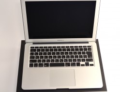 Macbook Air MC503J/A