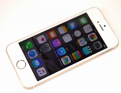液晶ガラス割れ SoftBank iPhone5s 32GB ゴールド ME337J/A買取ました！
