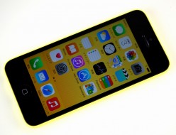 中古 docomo iPhone5c 16GB買取ました！ME542J/A イエロー