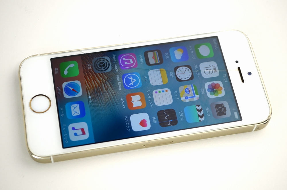 iPhone5s 割れあり ドコモ 16｜スマホ・タブレット・パソコン