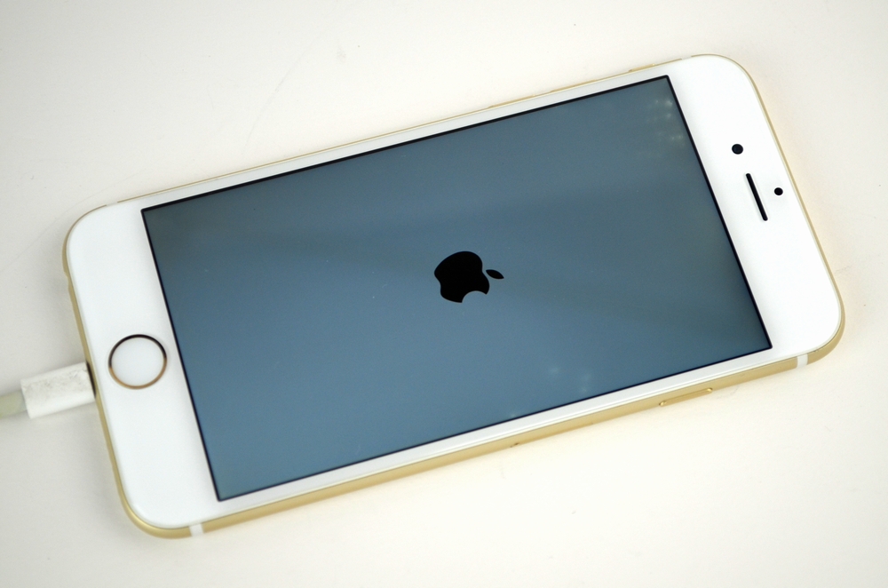 水没au Iphone6 64gb 買取ました ゴールド 中古 壊れたiphone買取福岡ジャンク品ジャパンまで ジャンク品ジャパン Iphone Ipad Mac 壊れたパソコン ブルーレイレコーダー ドコモスマホ買取 Simフリー パナソニック製品 家電 電化製品 アムウェイ製品 故障 壊れた