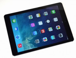 中古au iPad Air 32GB買取ました！Wi-Fi+Cellular MD792J/A スペースグレイ、中古・壊れたiPhone・iPad他、Apple製品高額買取中！