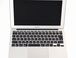 壊れたMacBook Air買取ました！11-inch,Mid 2013 MD712J/A、壊れたMacの買取は福岡博多ジャンク品ジャパン