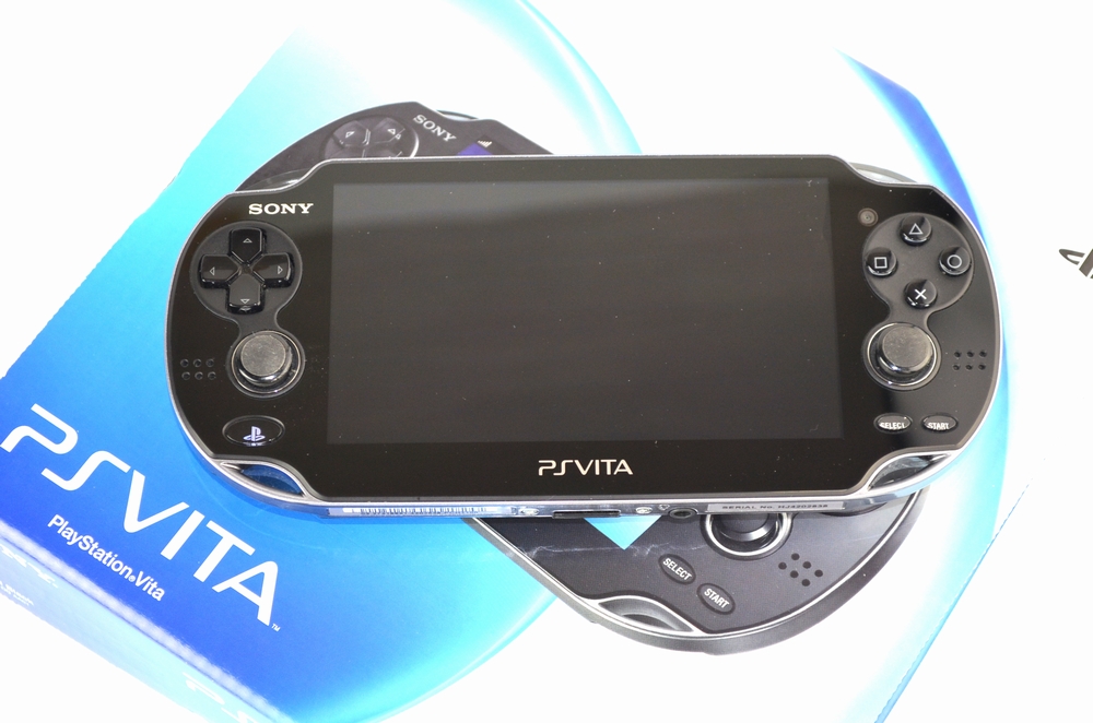 壊れたSONY PSVITA PCH-1100 AA01 3G/Wi-Fiモデル買取ました！