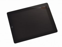 壊れたSoftBank iPad4買取ました！32GB MD523J/A Wi-Fi Cellular、iPadの高価買取は福岡博多ジャンク品ジャパンまで！