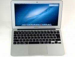 液晶不良MacBook Air買取ました！11-inch,Mid 2012 MD224J/A,壊れたMac高額買取！福岡博多ジャンク品ジャパン！