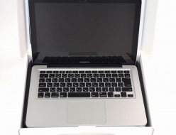 起動不良MacBook Pro買取ました！13-inch,Early 2011 MC700J/A,壊れたMacの買取はジャンク品ジャパンまで！