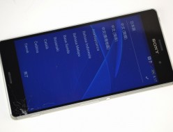 ガラス割れau SOL26買取ました！Xperia Z3