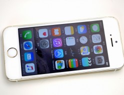 中古au iPhone5s買取ました！32GB ME337J/A ゴールド