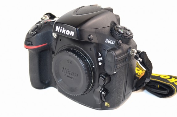 壊れた一眼レフカメラ買取ました！Nikon D800 ボディ ニコン | ジャンク品ジャパン-iPhone,iPad,Mac,壊れたパソコン