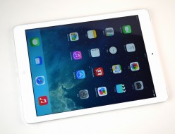 中古au iPad Air 買取ました！16GB Wi-Fi Cellular MD794J/A シルバー