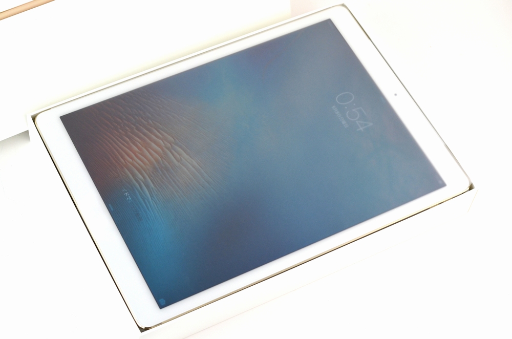 中古au iPad Pro買取ました！128GB ML2K2J/A 12.9-inch GOLD