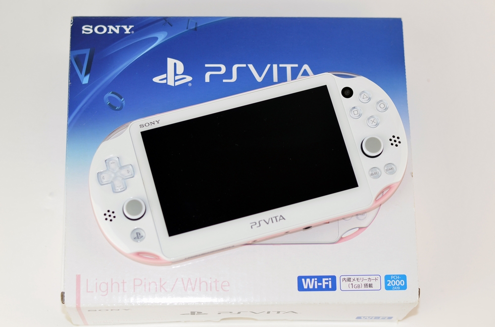 壊れたPSVITA買取ました！PlayStation Vita PCH-2000 ZA19