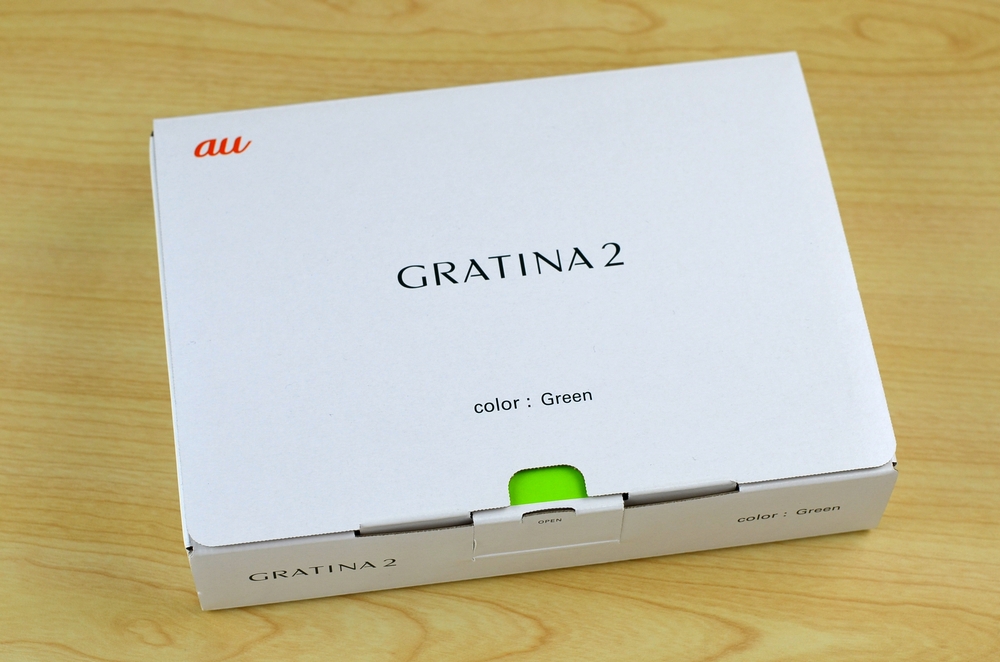 新品未使用 au GRATINA2買取ました！KYY10SGA グリーン