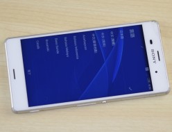 ガラス割れau SOL26買取ました！Xperia Z3 ホワイト、エクスペリア高額買取中！